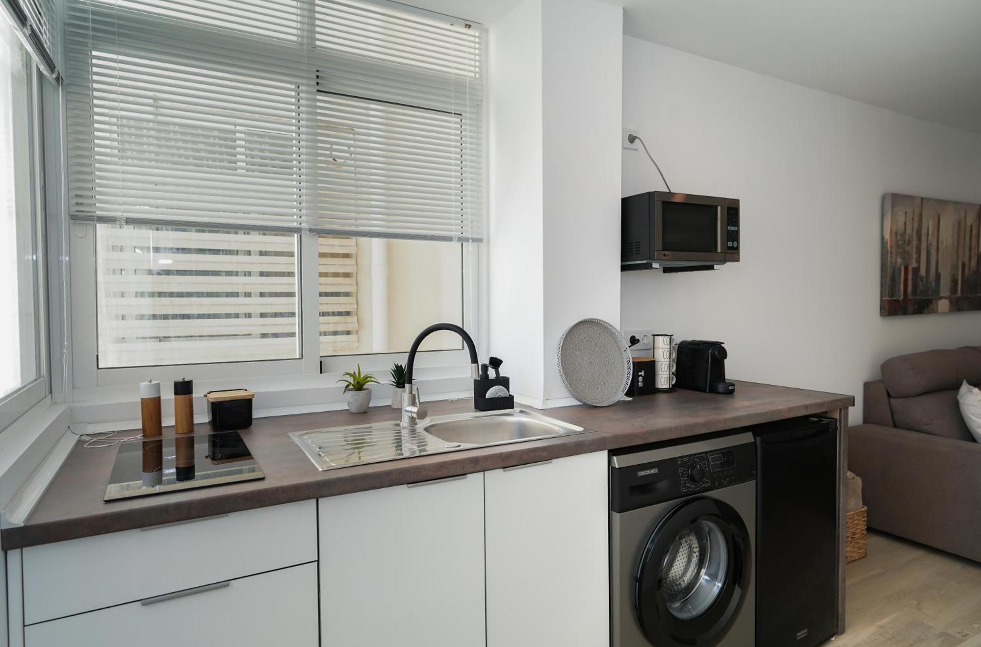 Nomad Malaga - Chic Apartament Center Torremolinos Exterior photo