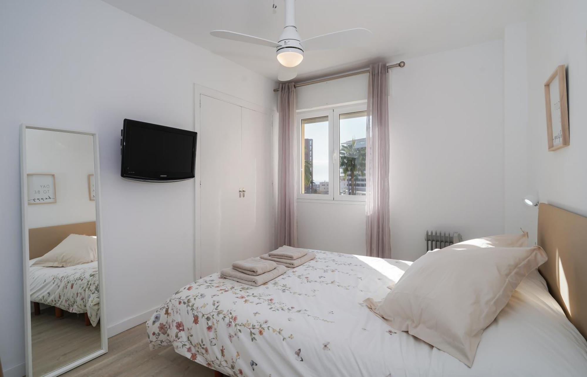 Nomad Malaga - Chic Apartament Center Torremolinos Exterior photo